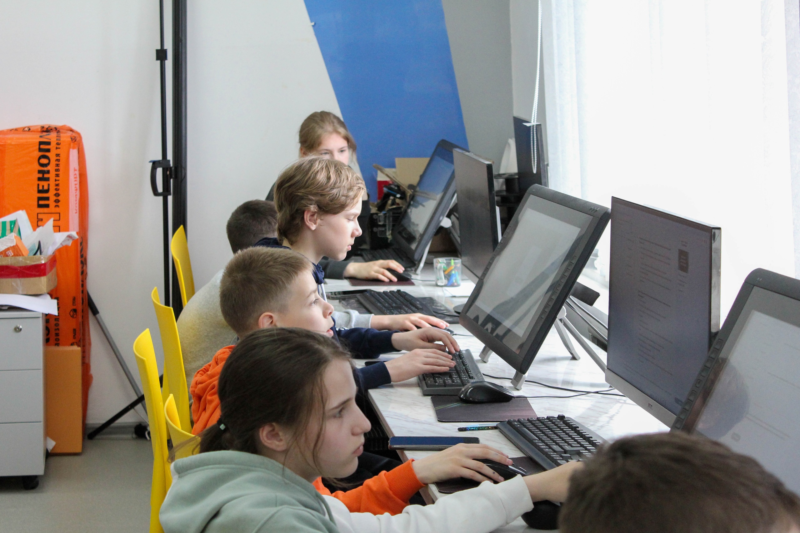 В камчатском Кванториуме участники проектной школы представили свои разработки